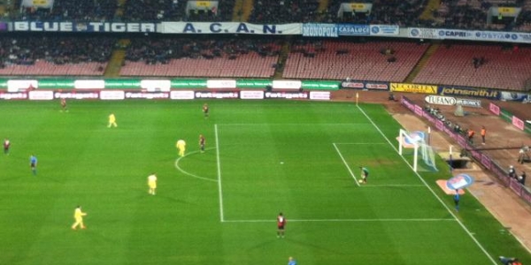 La SSC Napoli lancia un appello ai tifosi per le norme Uefa al San Paolo.