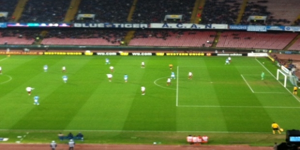 Napoli - Trabzonspor 1 - 0. Azzurri sul velluto, il pensiero vola già al Torino.