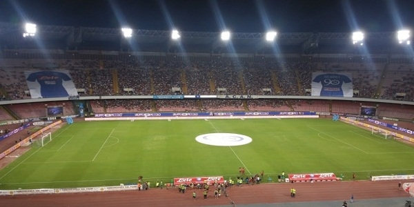 incontro di calcio napoli nizza