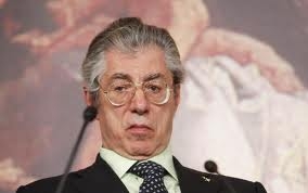 Ok Bossi a candidatura Maroni