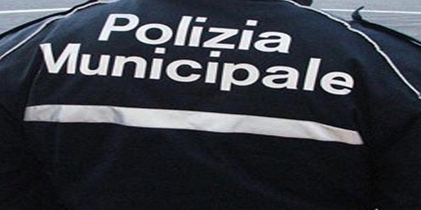Napoli: controlli congiunti Municipale - Polizia nella zona dell\'Aeroporto