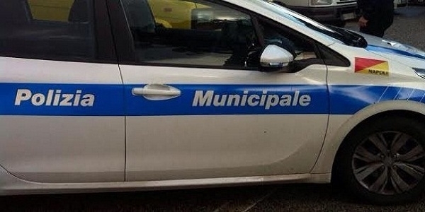 Napoli: controlli e sanzioni della Municipale nel quartiere Ponticelli