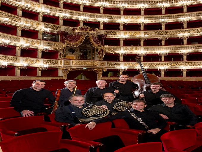 I FIATI DEL TEATRO SAN CARLO ESEGUONO I XII DIVERTIMENTI PER FIATI DI GIOVANNI PAISIELLO