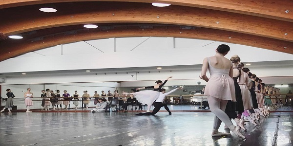 Il Teatro di San Carlo vola a Singapore con il corpo di ballo diretto da Picone per Giselle