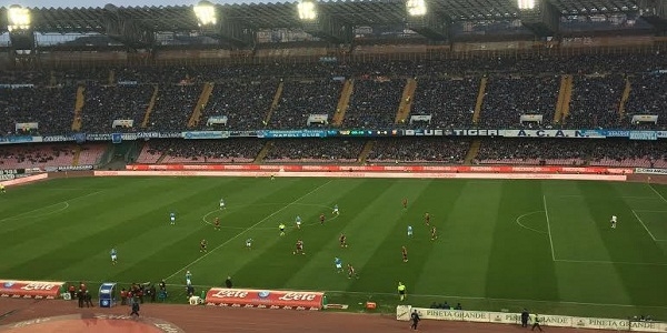 Napoli: la sconfitta con la Juve può essere la spinta giusta per l'Europa League