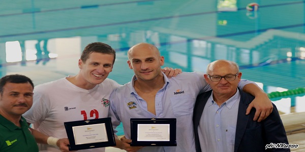 Posillipo - BMP Sport Management 11-11. Premiato Tommi Negri per le 500 partite con i partenopei