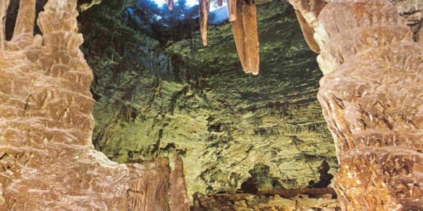 La magia del sottosuolo pugliese: le Grotte di Castellana.