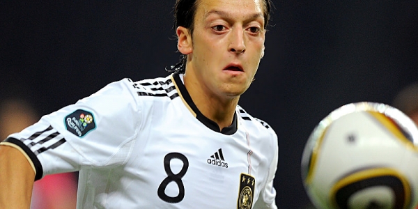 Colpo Arsenal: preso Ozil