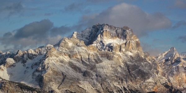 Cortina: distacco parete rocciosa del Sorapis