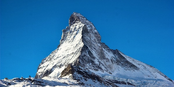 Valanga in Cervinia. Ricerche in corso