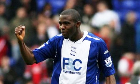 Inghilterra: Muamba (Bolton), grave collasso durante la partita di FA Cup.