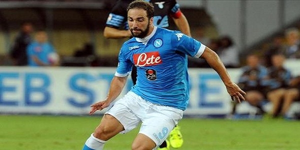 NazionalNapoli: Gabbiadini segna e poi s'infortuna. Higuain vince con l'Argentina.