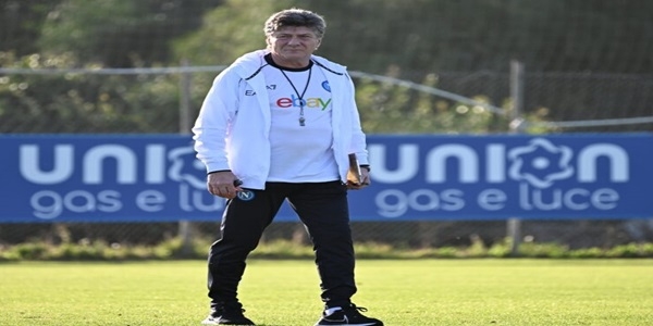 Castel Volturno: azzurri al lavoro, primo allenamento per mister Mazzarri