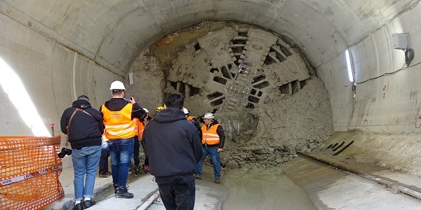 Napoli: Metropolitana, completato il collegamento tra le stazioni di Poggioreale e Capodichino