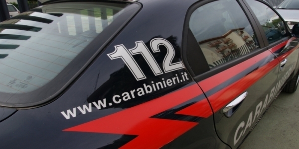 Cercola: carabiniere si lancia tra le fiamme e salva un\'anziana