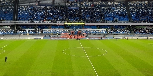 Tra calciomercato e la nuova, bellissima maglia azzurra, il Napoli non si ferma mai 