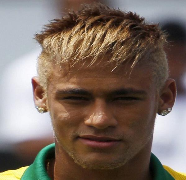 Confederations Cup, Brasile - Messico: 2 - 0. Neymar show