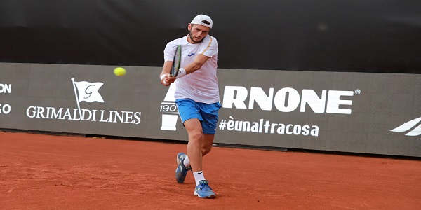 Tennis Napoli Cup, 5 italiani ai quarti: Travaglia, Pellegrino, Moroni, Brancaccio e Vavassori