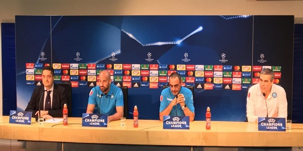 Sarri: Non ascolto le critiche. Questa squadra si rialzerà subito.