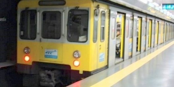 Metro di Napoli - Linea 1: connessione mobile 5G Ready in 7 stazioni