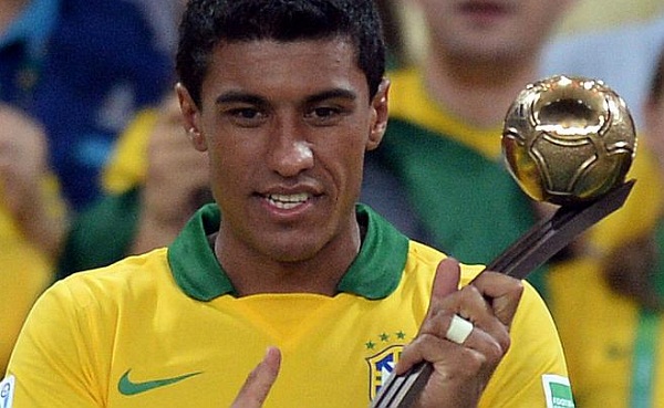 Paulinho annuncia il passaggio al Tottenham